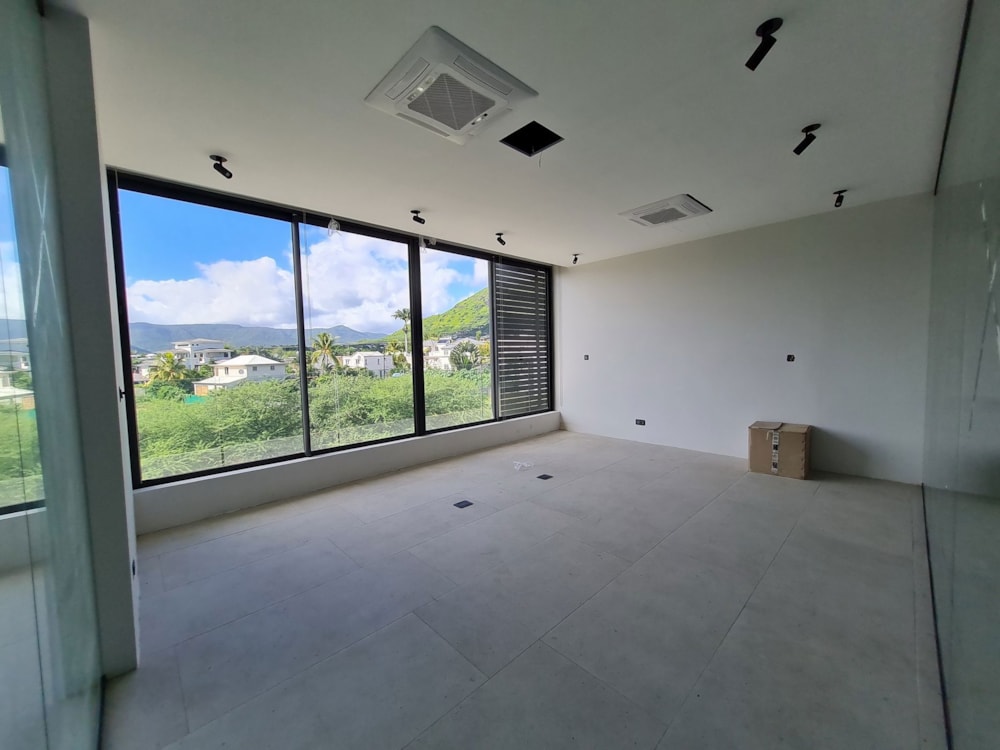 Commercial office for sale in Tamarin, Mauritius - MUR1738074