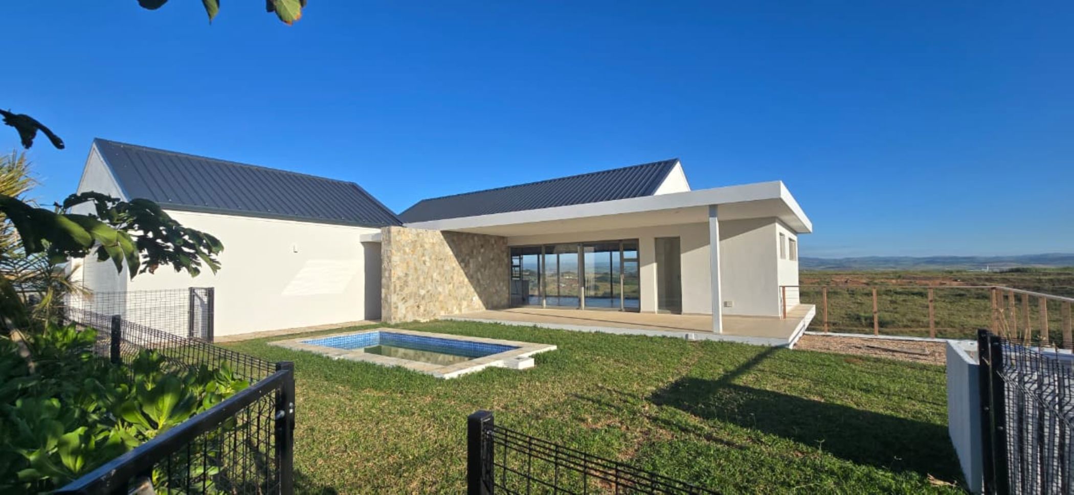 House for sale in Seaton Estate - 1BD1683019