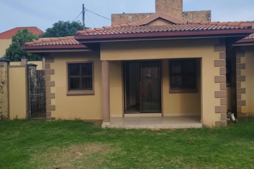 Apartment to rent in Isipingo Beach - 1WB1724318