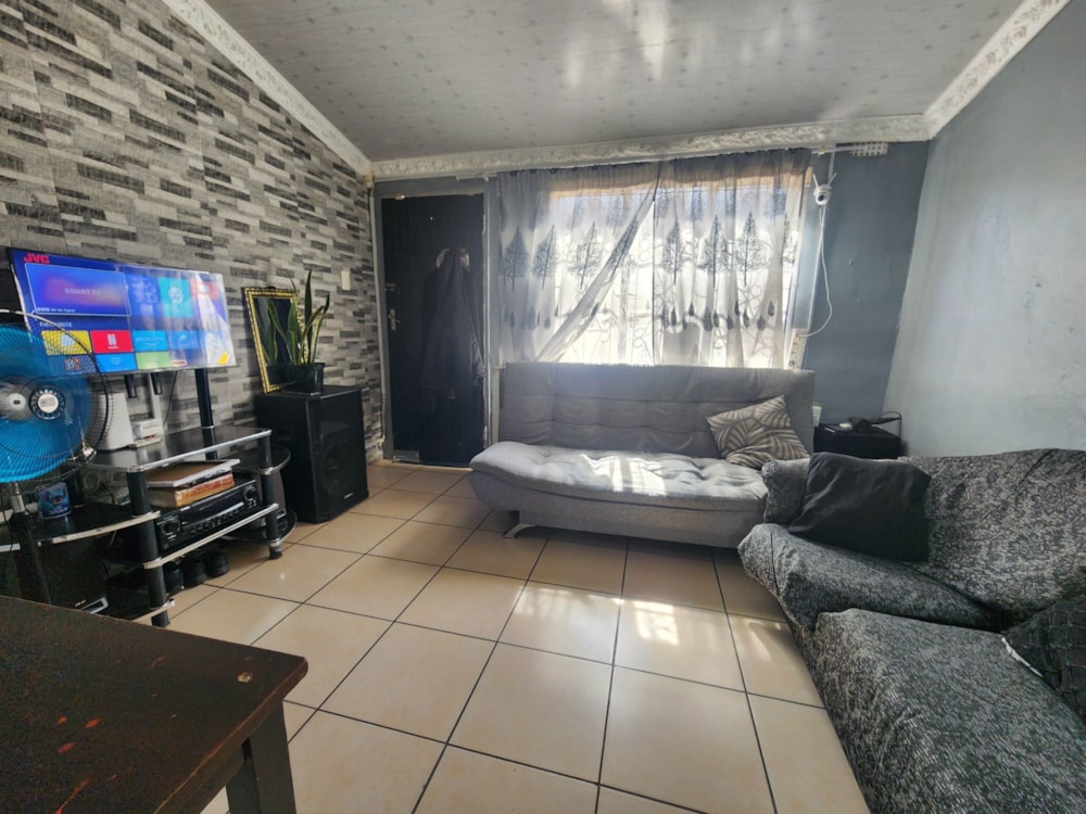 House for sale in Bombay Heights - 1PM1736934