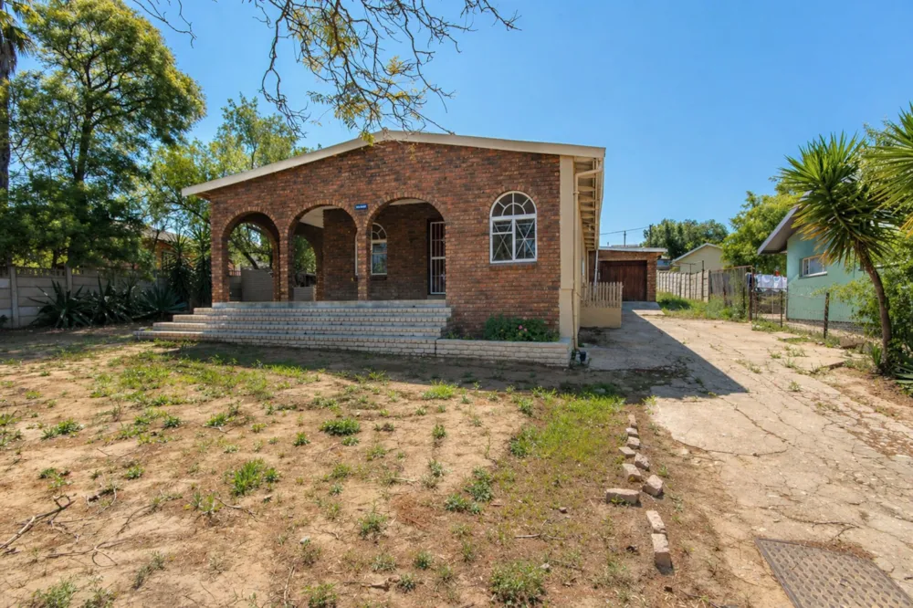 House sold in Oudtshoorn South - 1OU1738242