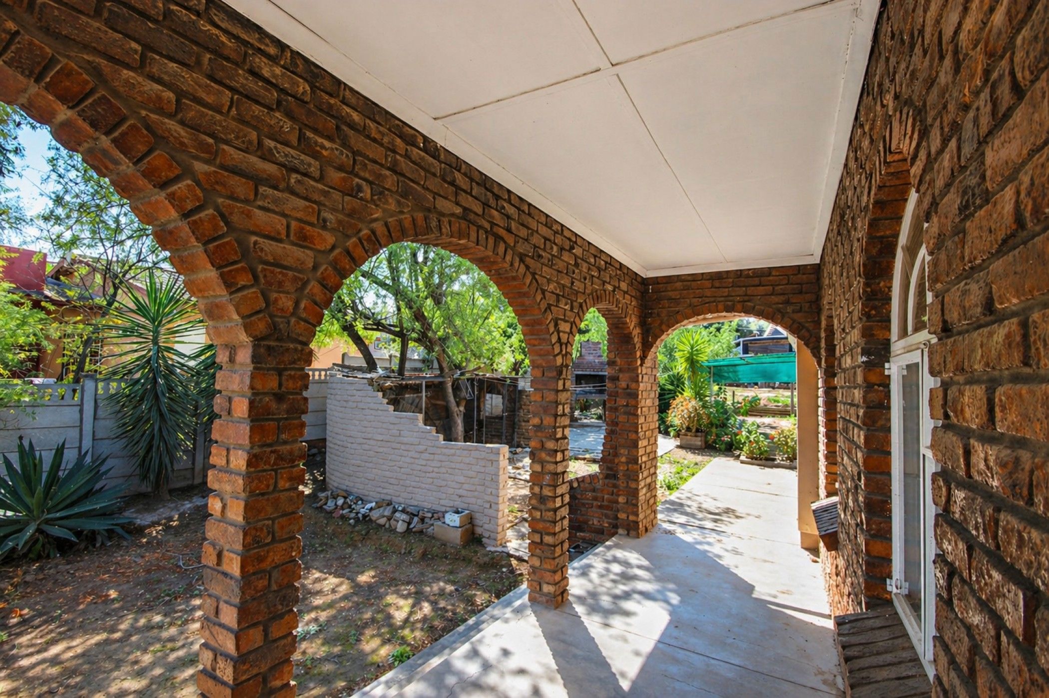 House for sale in Oudtshoorn South - Widok 3