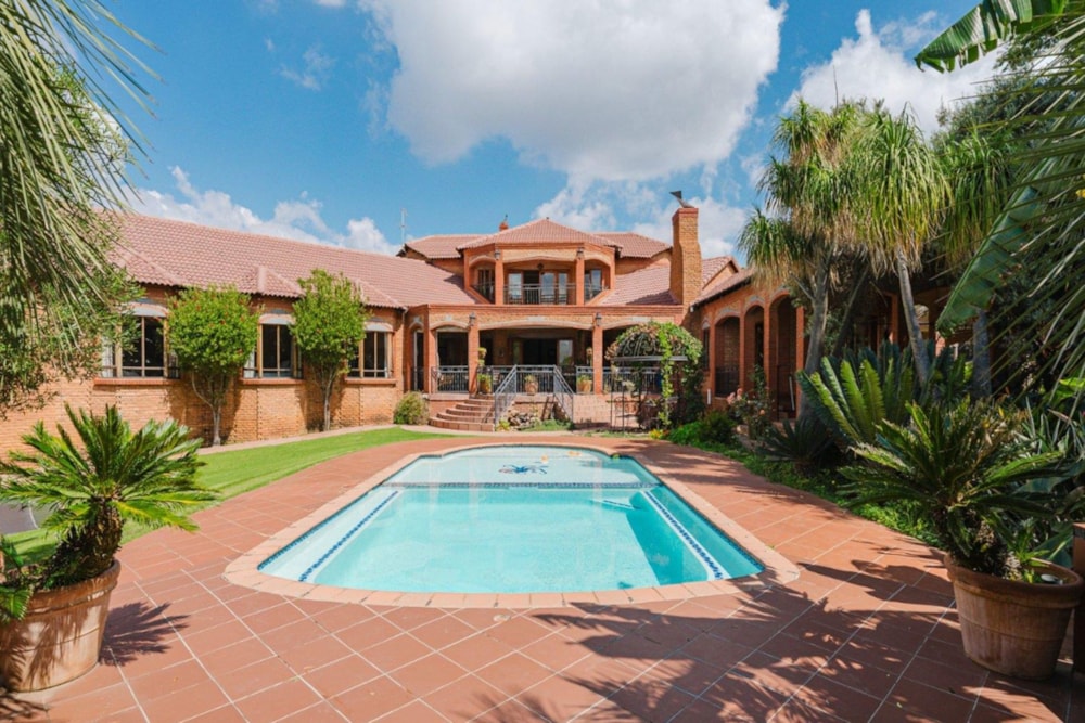 House for sale in Mooikloof - PT1737427