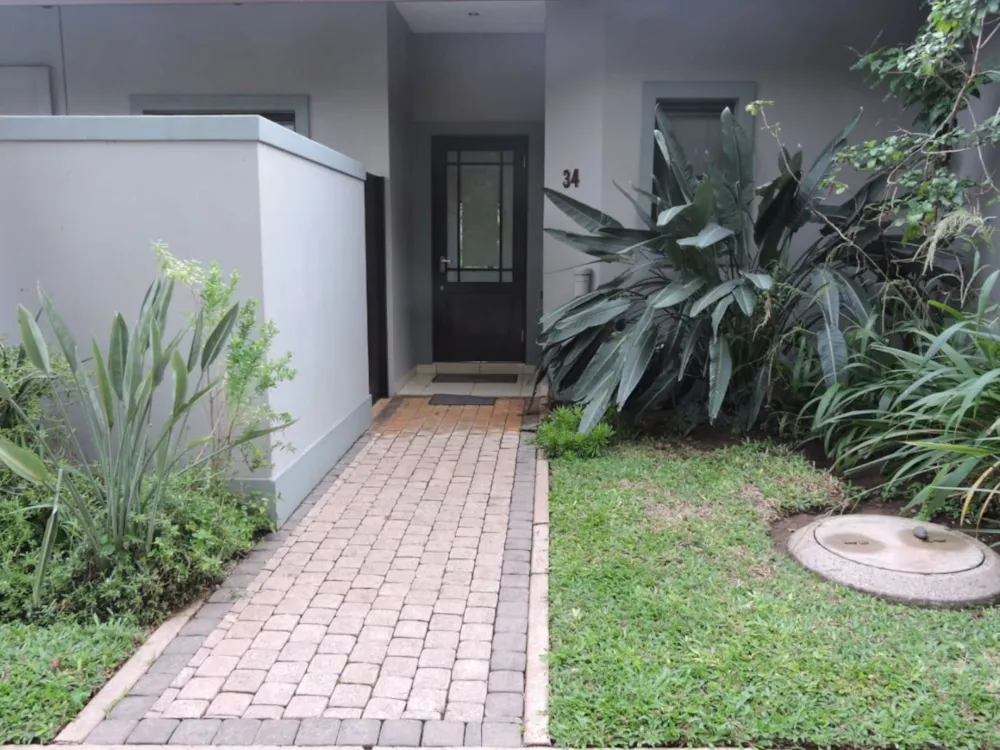 Townhouse let in Simbithi Eco Estate - 1BD1735418