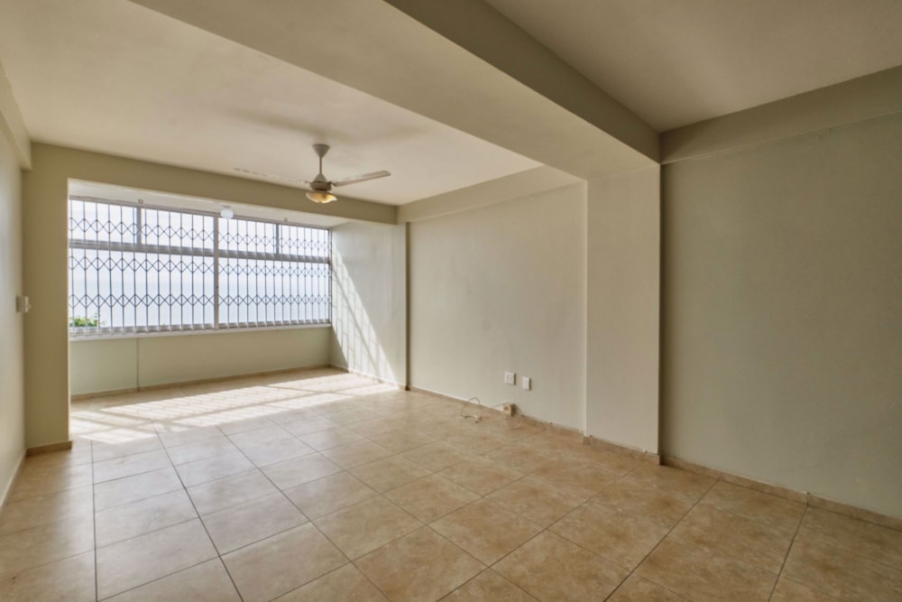 Apartment for sale in Amanzimtoti - 1WB1736613 Apartment for sale in Amanzimtoti - 1WB1736613