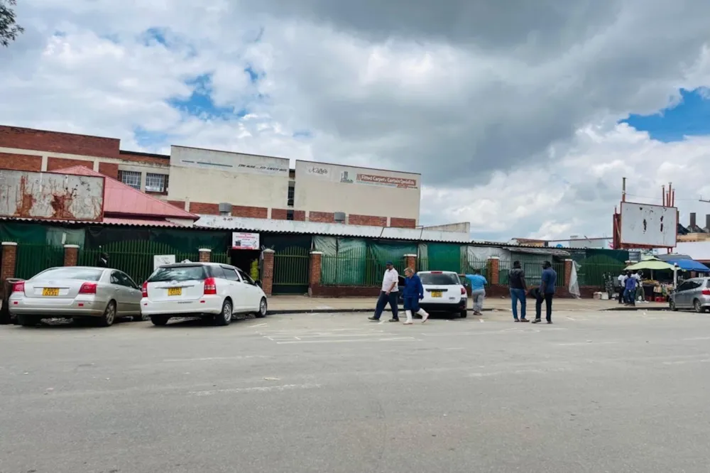 Commercial Building for sale in Bulawayo, Zimbabwe - 3ZB1694906