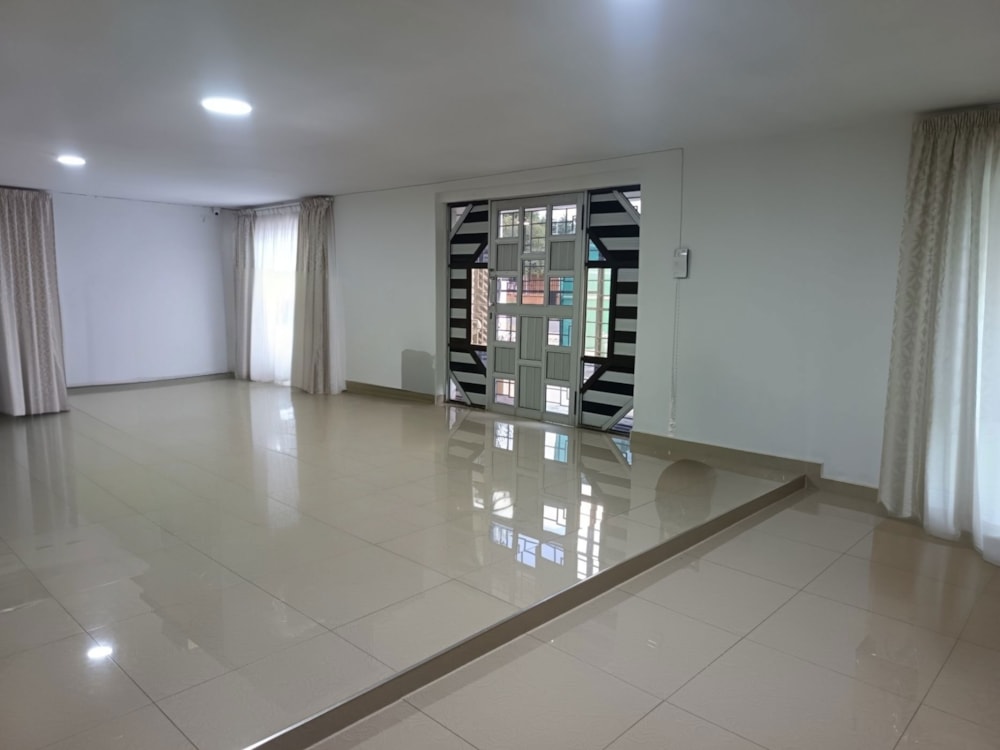 House for sale in Newcastle - 1NW1736481 House for sale in Newcastle - 1NW1736481