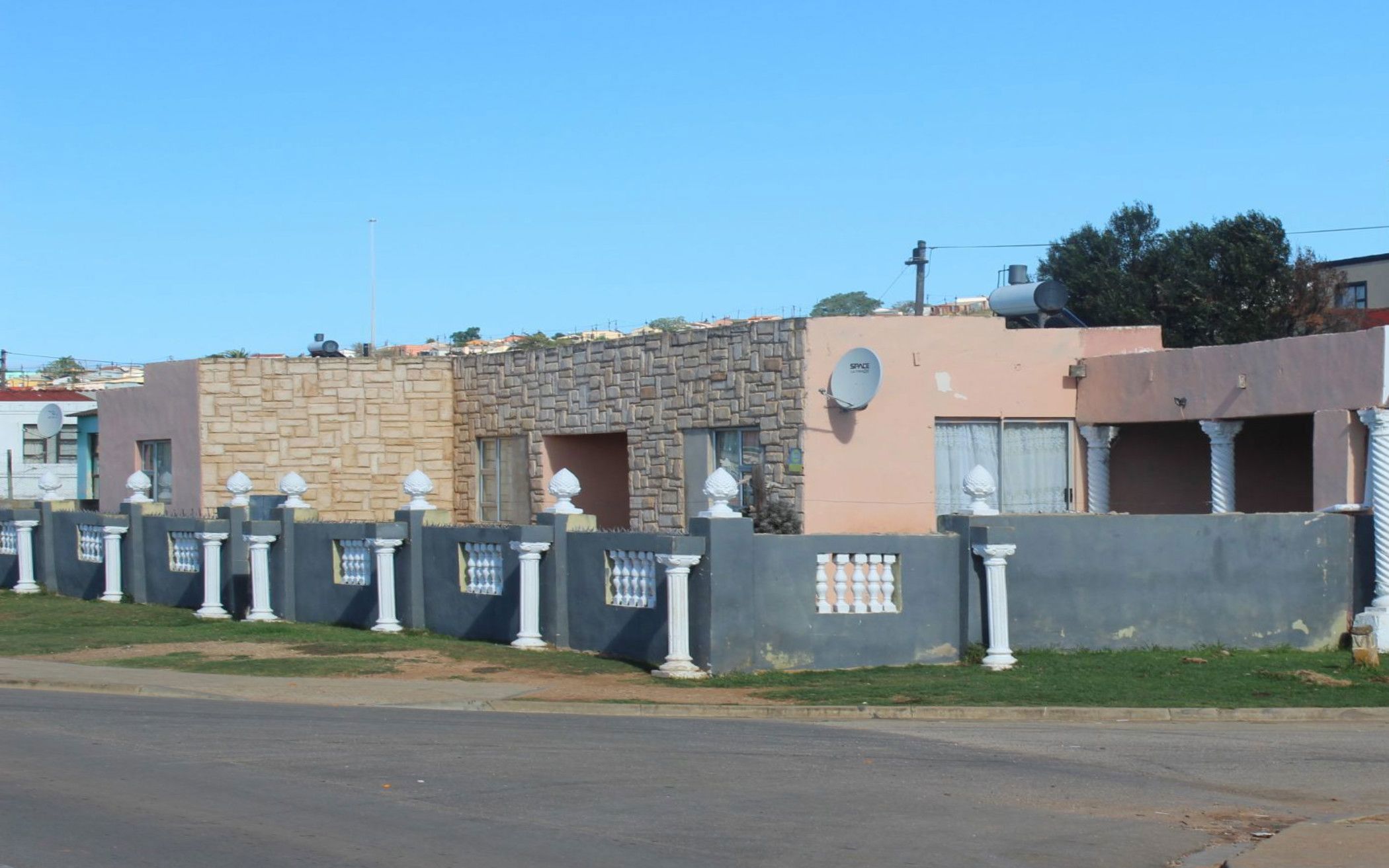 House for sale in Kwa Nobuhle - 1UK1701658