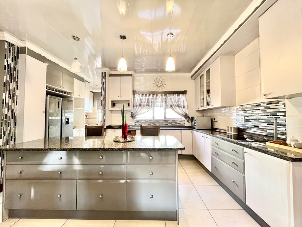 House for sale in Bendor - 1PS1736804