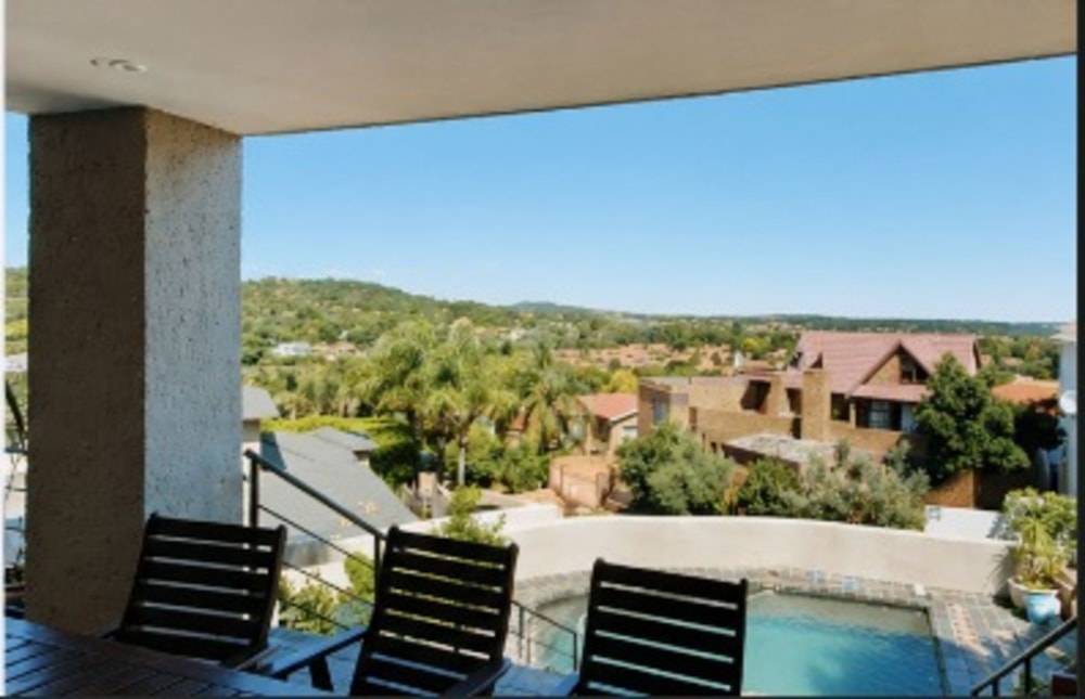 House for sale in Faerie Glen - PT1738227