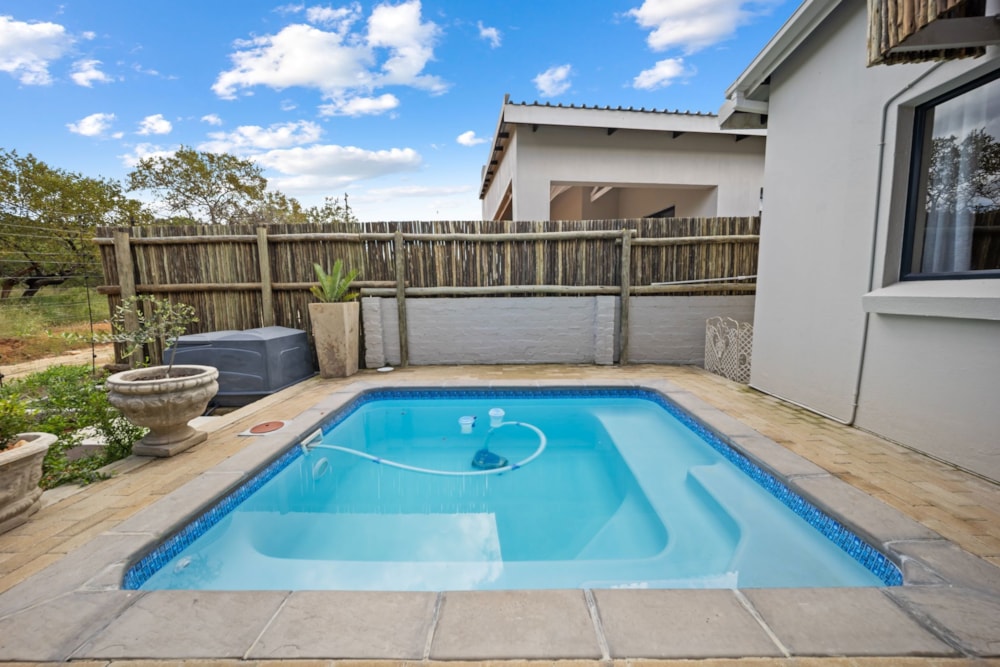 House let in Hoedspruit - 1HS1711542