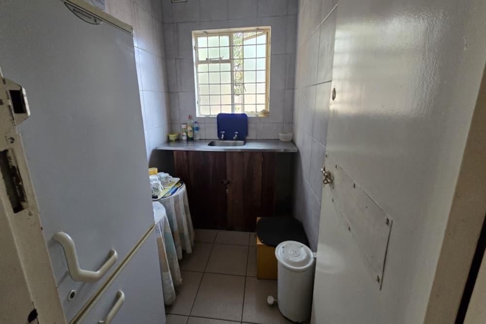 Commercial industrial property for sale in Bulawayo, Zimbabwe - 3ZB1715036