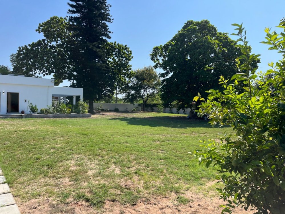 House for sale in Catembe, Mozambique - 3MQ1717915