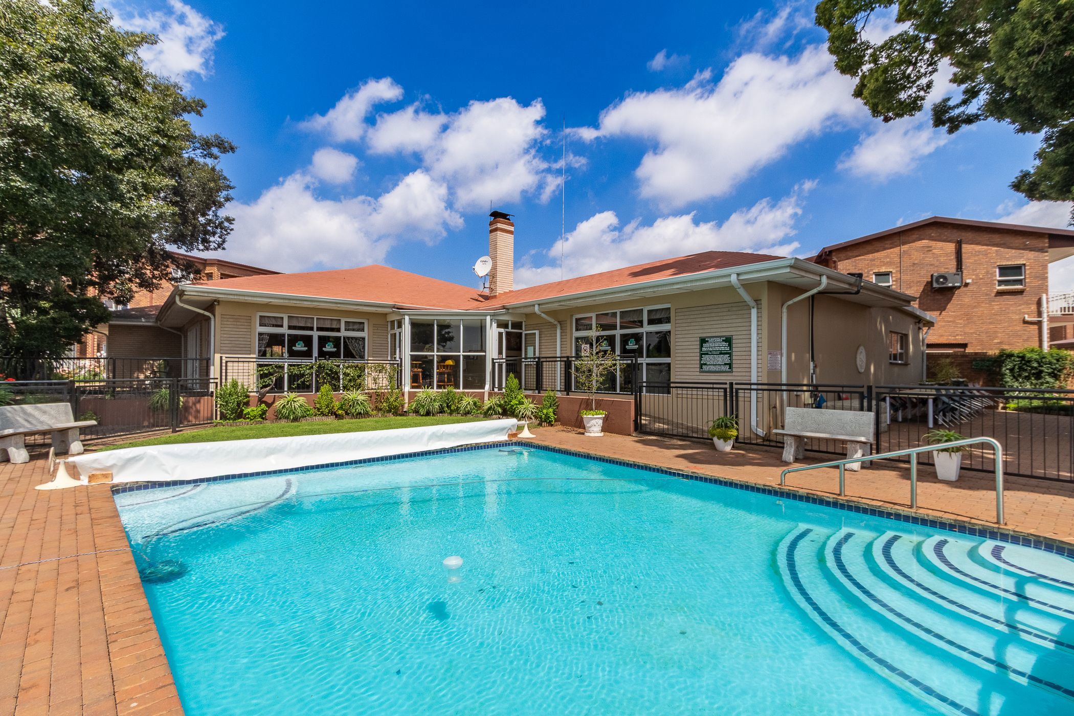 Retirement apartment for sale in Brentwood Park, Benoni - EN1735633