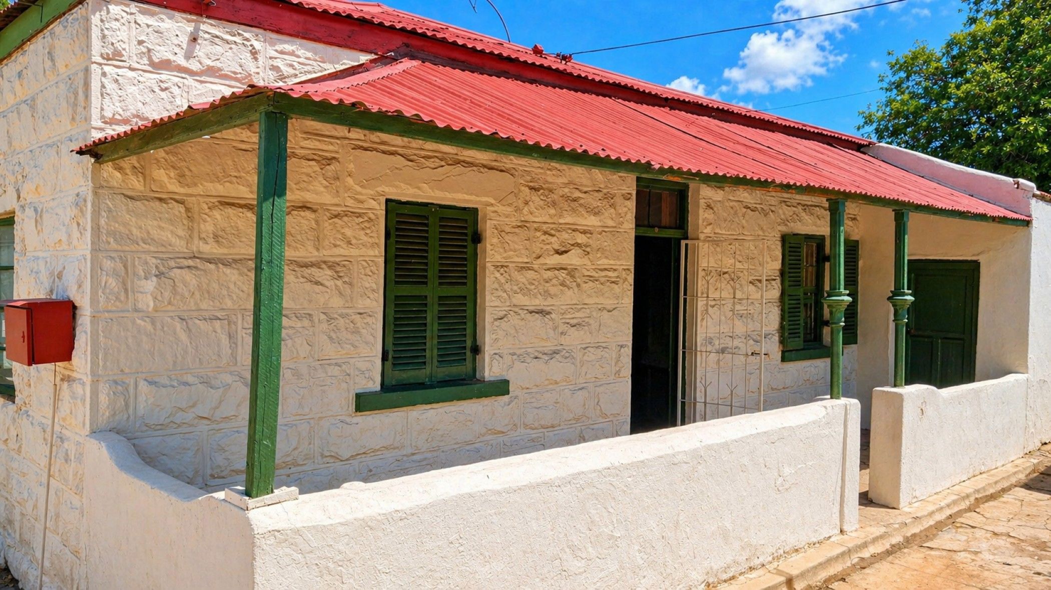 House for sale in Oudtshoorn North - 1OU1724665