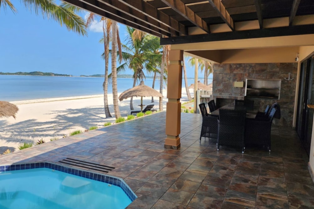 Beachfront villa for sale in Bilene, Mozambique - 3MQ1725355