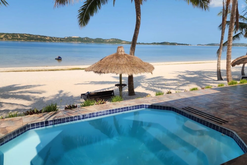 Beachfront villa for sale in Bilene, Mozambique - 3MQ1725355