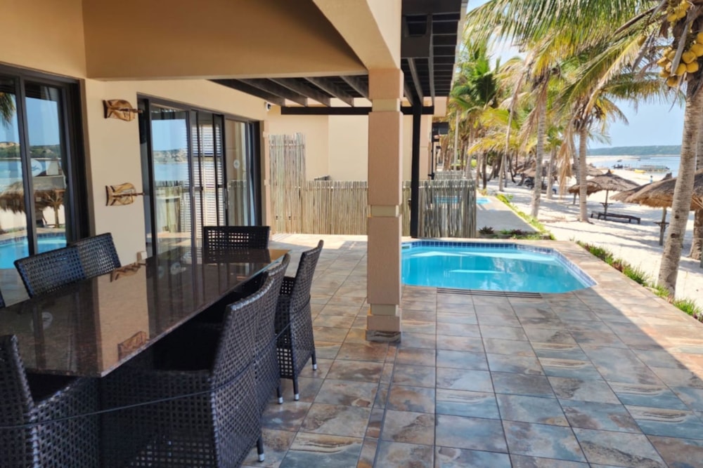 Beachfront villa for sale in Bilene, Mozambique - 3MQ1725355