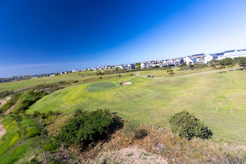 Residential vacant land sold in Kingswood Golf Estate - GEO1737660