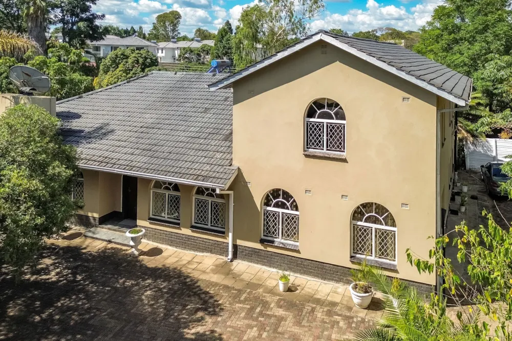 House for sale in Highlands, Zimbabwe - 3ZB1737610 House for sale in Highlands, Zimbabwe - 3ZB1737610