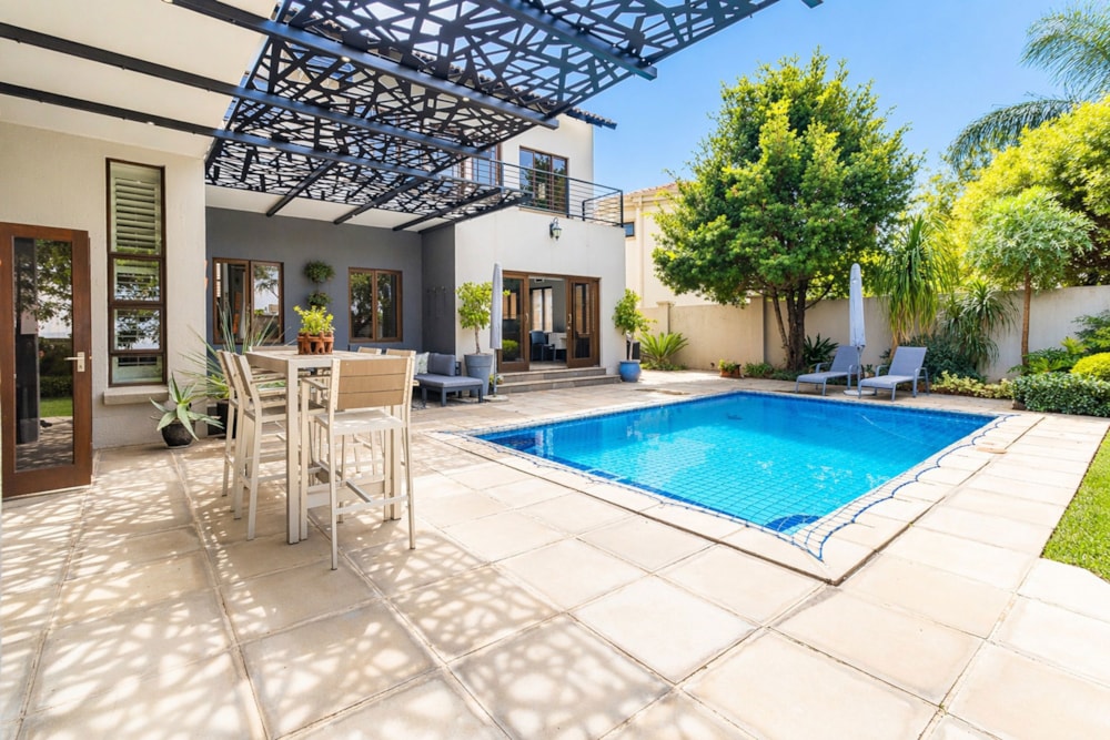 Security estate home for sale in Midstream Estate - CN1733681