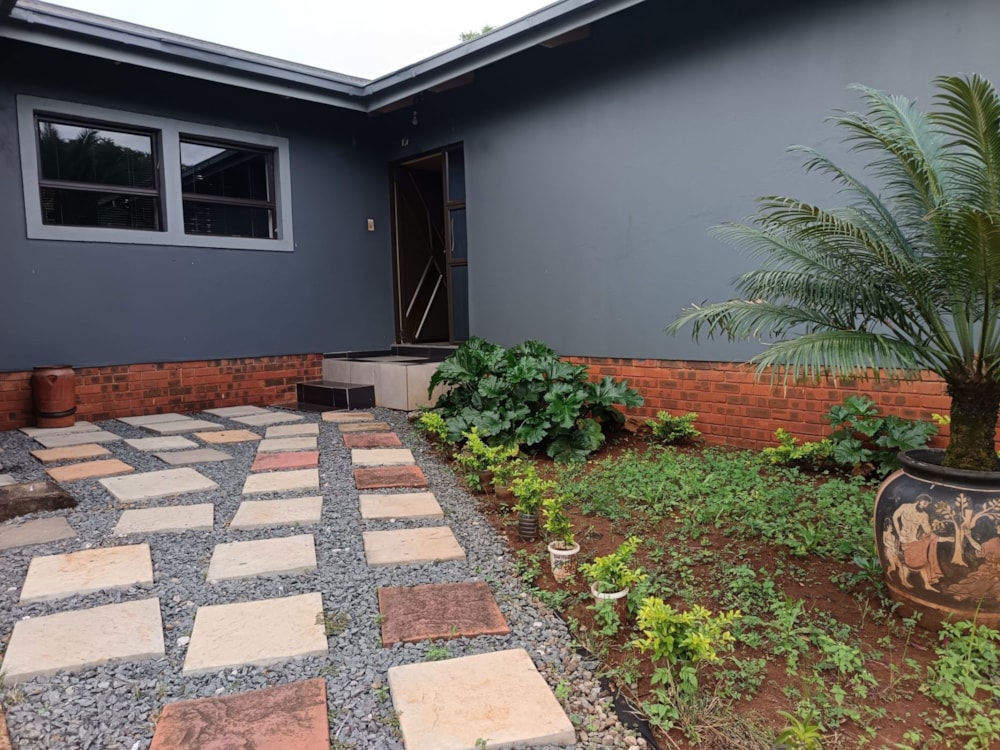 House for sale in Signal Hill, Newcastle - 1NW1737147