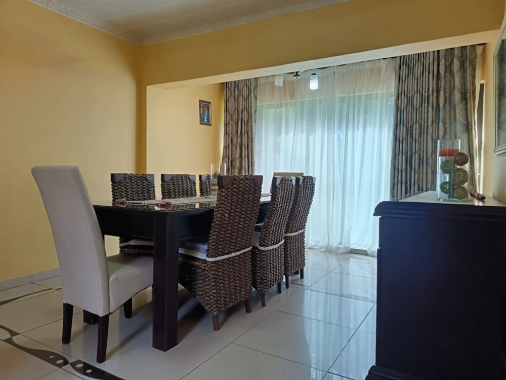 House for sale in Signal Hill, Newcastle - 1NW1737147