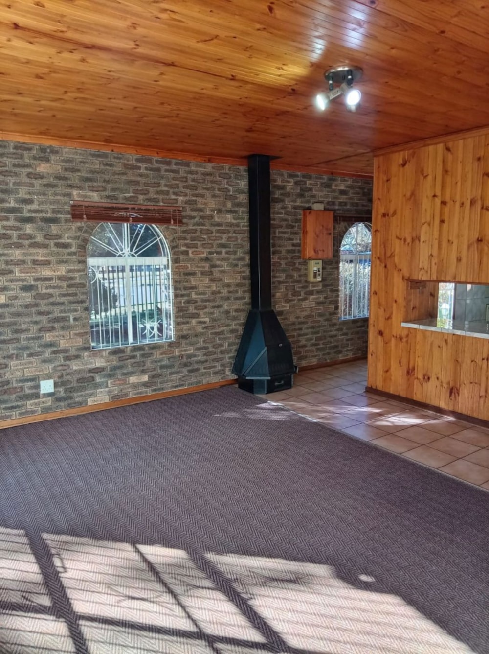 Security complex home for sale in Morelig - 1BTH1733122