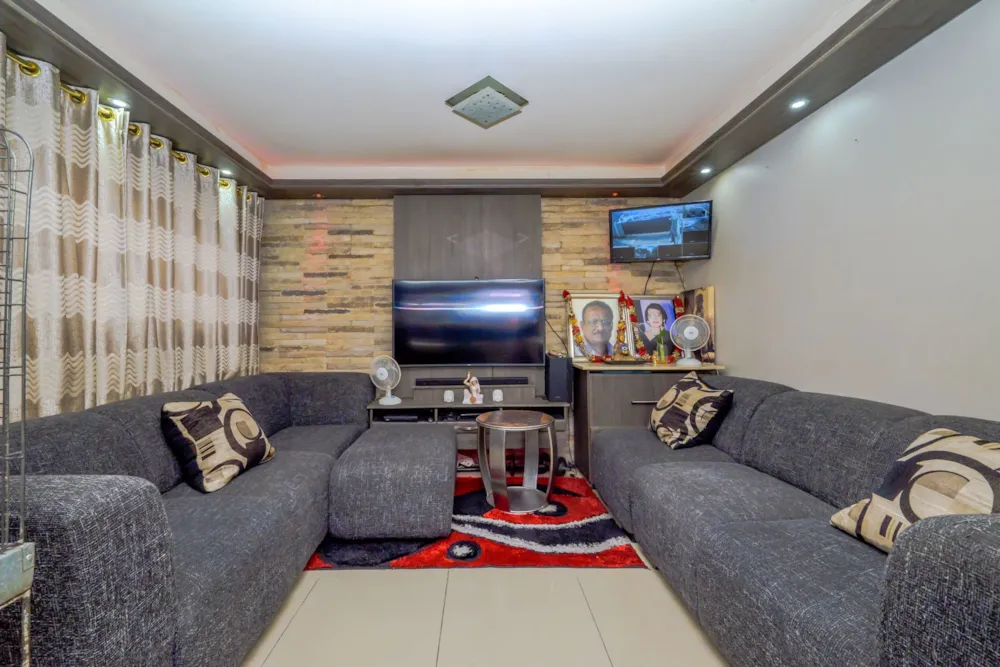 House for sale in Phoenix, KwaZulu-Natal - 1ND1731884