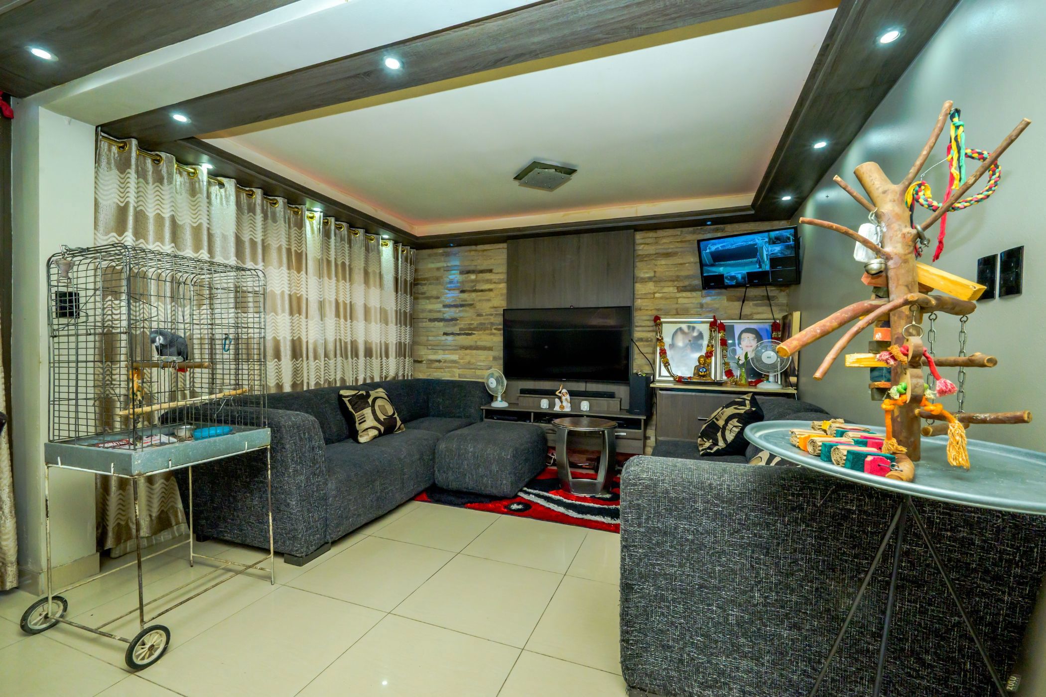 House for sale in Phoenix, KwaZulu-Natal - 1ND1731884