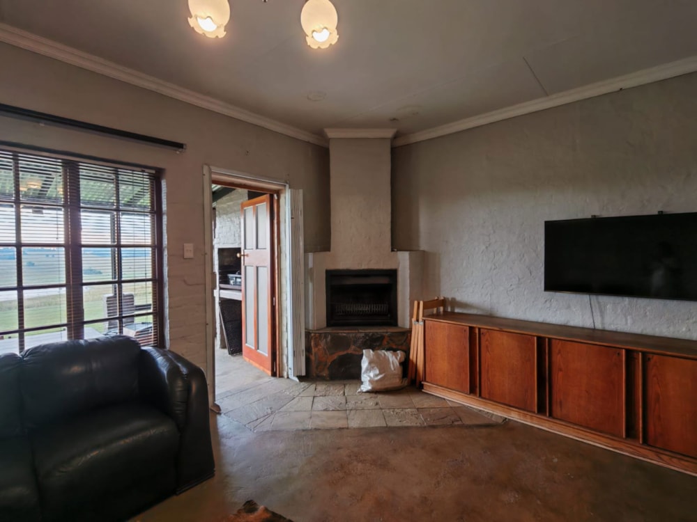 House for sale in Belfast Rural - 1DS1736630