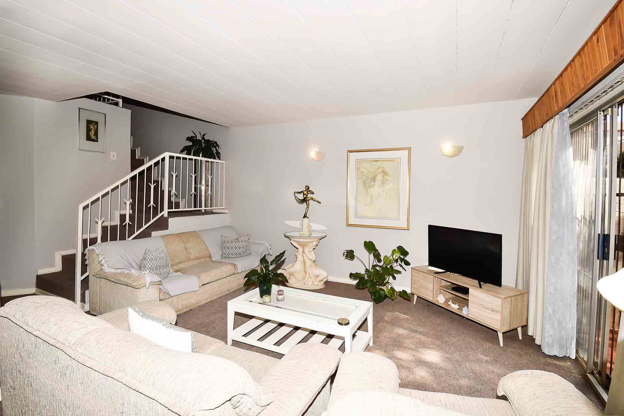 Townhouse for sale in Roodekrans - RAN1735167