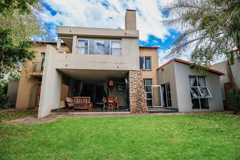 Security estate home for sale in Midstream Estate - CN1737554