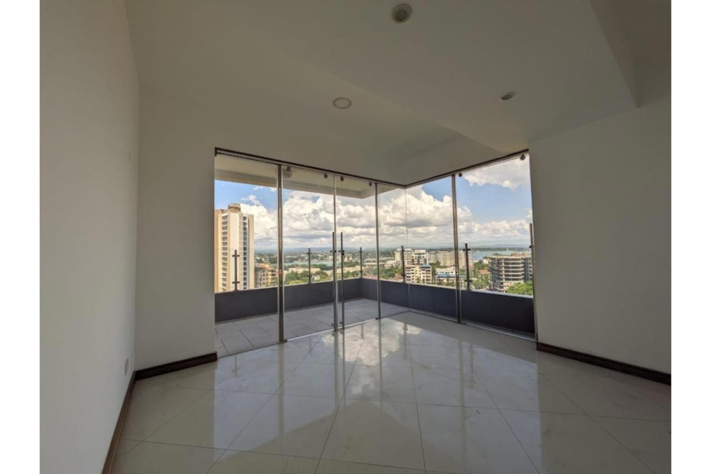 Apartment for sale in Kizingo, Kenya - 3KE1736488