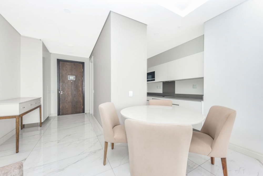 Apartment for sale in Sandown, Sandton - HP1735106