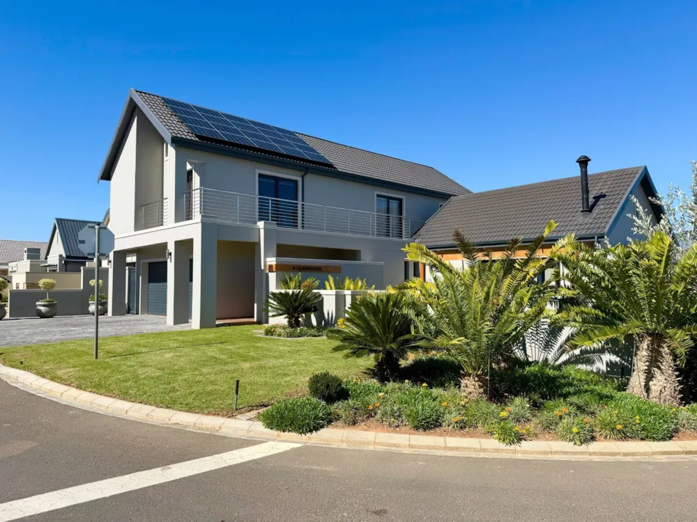 Double-storey house for sale in Altona Village - TK1738326 Double-storey house for sale in Altona Village - TK1738326