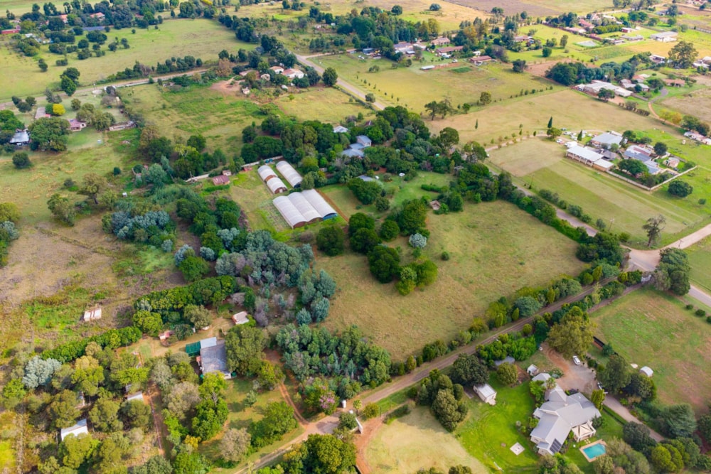 Mixed use farm for sale in Tarlton - 1KR1736526