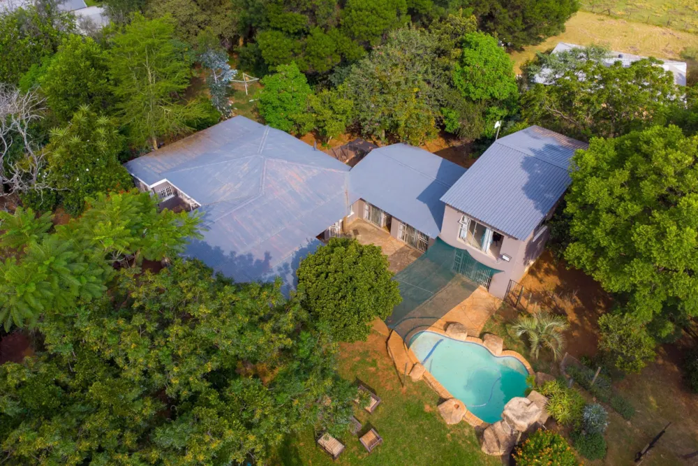 Mixed use farm for sale in Tarlton - 1KR1736526 Mixed use farm for sale in Tarlton - 1KR1736526