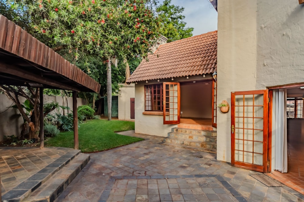 House for sale in Faerie Glen - PT1734718