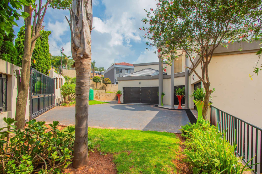 Double-storey house for sale in Noordheuwel - 1KR1736174