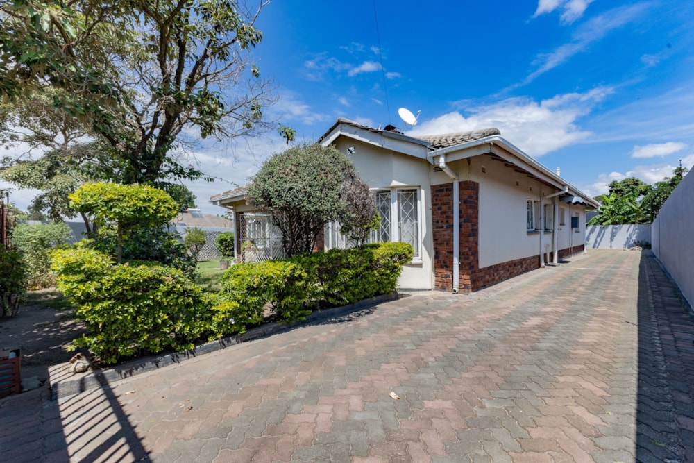 House for sale in Zimre Park, Zimbabwe - 3ZB1735935