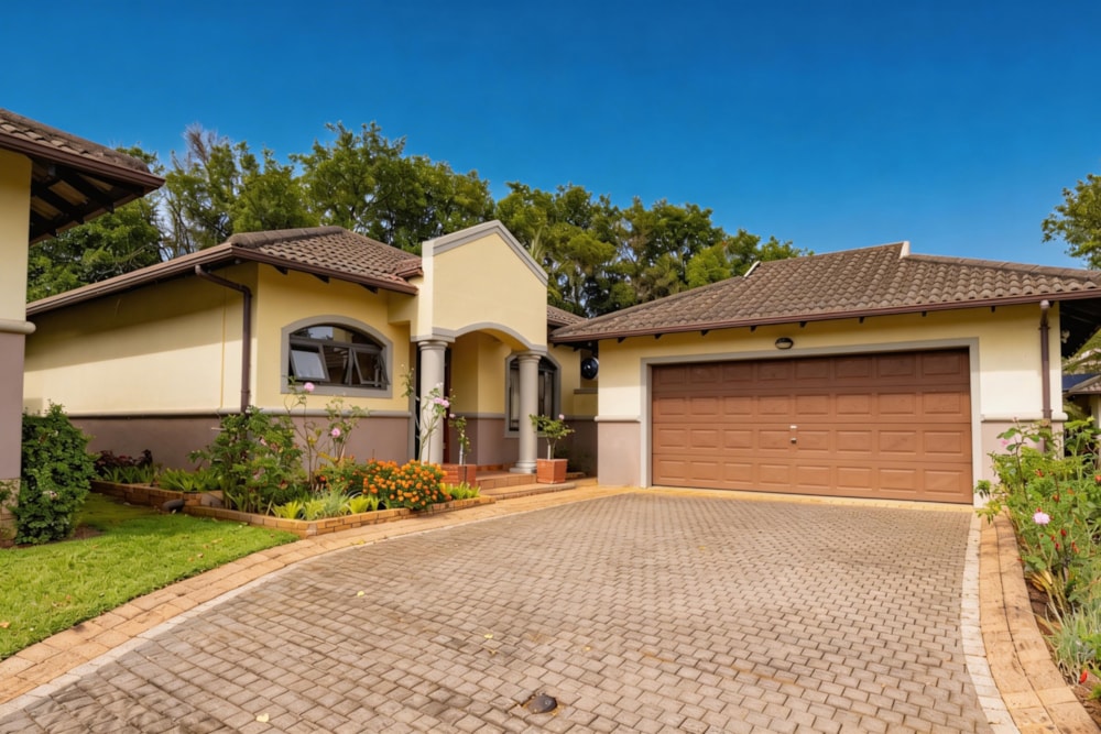 Townhouse for sale in Le Domaine Estate - 1KF1735817