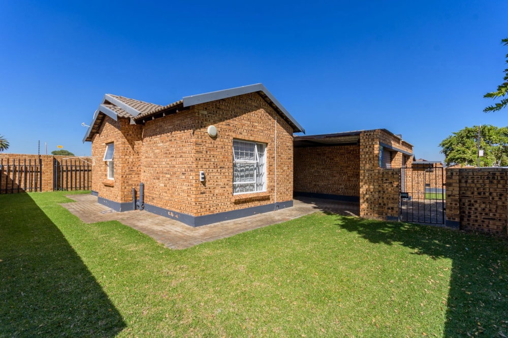 Townhouse for sale in Honey Park - RAN1734668