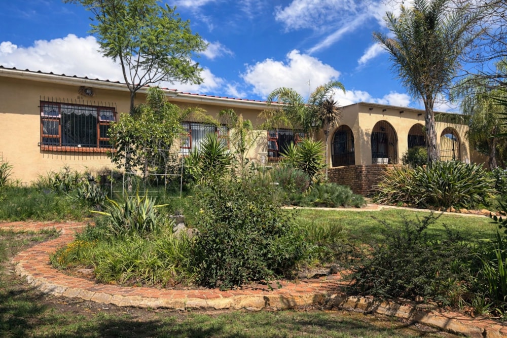 House for sale in Uniondale - 1OU1734969