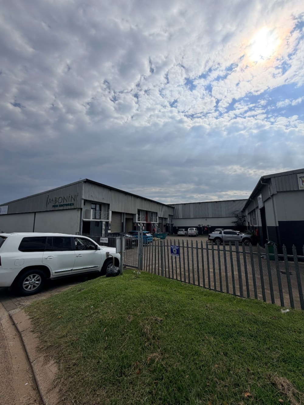 Commercial industrial property for sale in Shakas Head - 1BD1737604