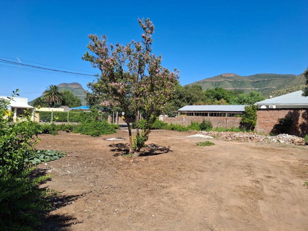Residential vacant land for sale in Graaff-Reinet - 1KK1736339