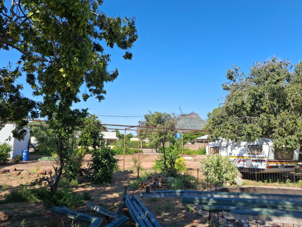 Residential vacant land for sale in Graaff-Reinet - 1KK1736339