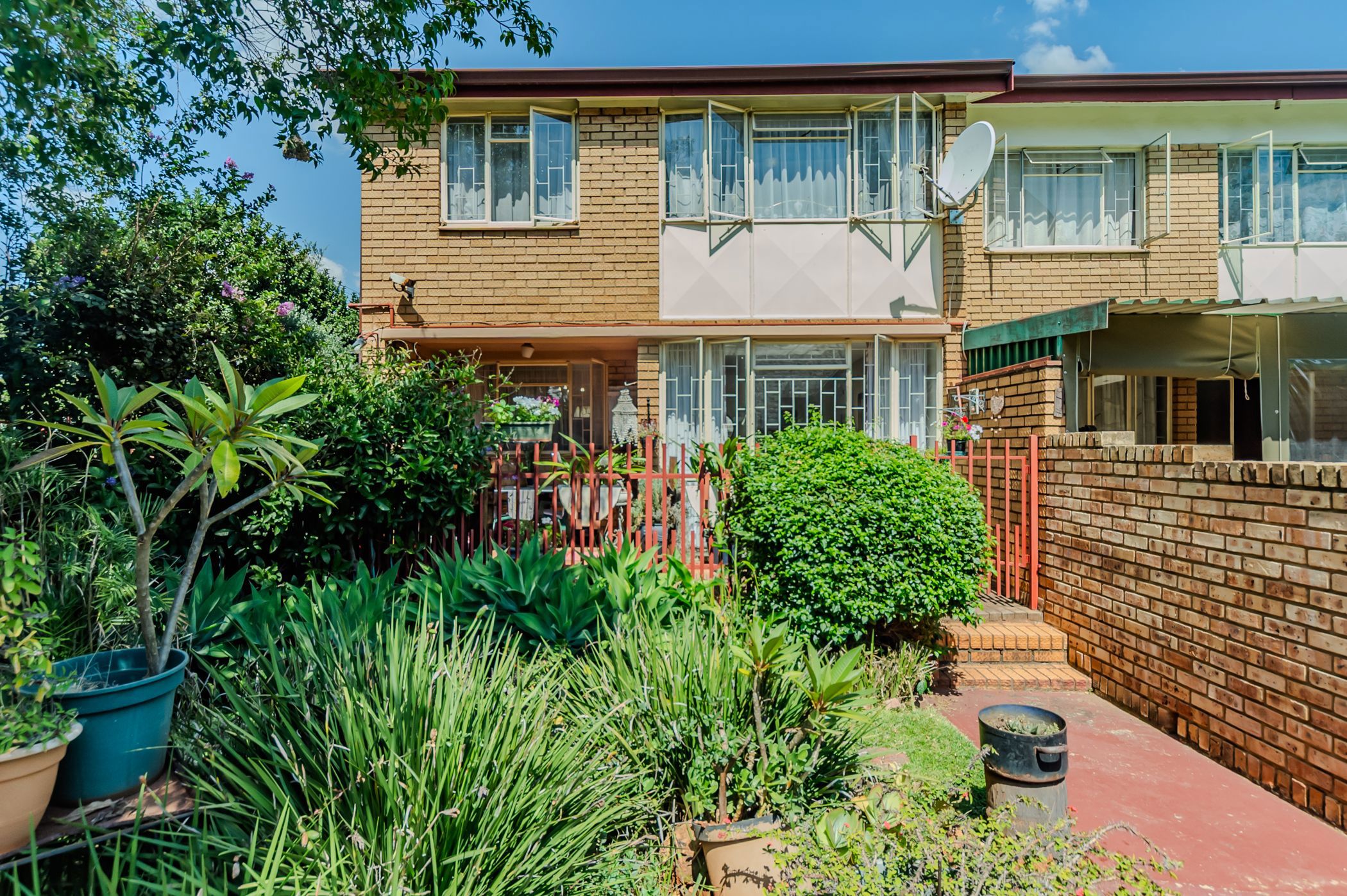 Townhouse for sale in Gezina, Pretoria North - PTM1735875