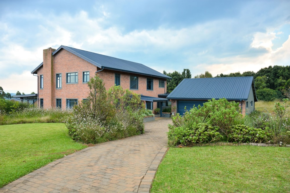 House for sale in Hilton, KwaZulu-Natal - 1PM1735130