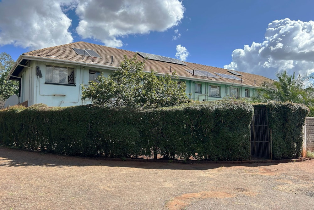 Double-storey apartment for sale in Eastlea South, Zimbabwe - 3ZB1736129